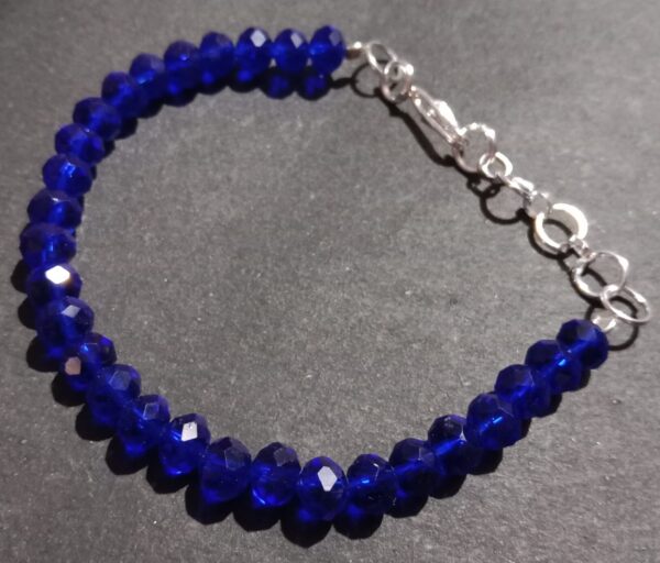 Creastal bead beautiful bracelet