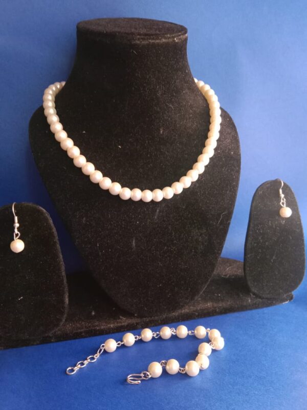 8mm Beaded necklace,